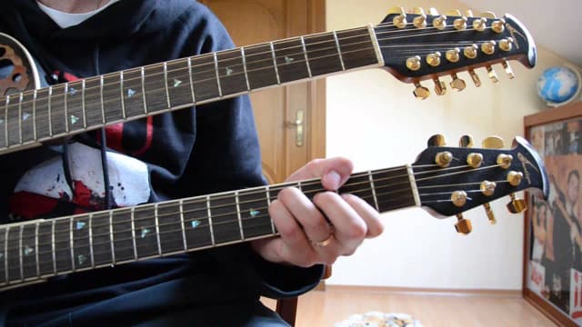 Małomiasteczkowy chwyty na gitarę - proste akordy dla początkujących Małomiasteczkowy chwyty na gitarę - proste akordy dla początkujących