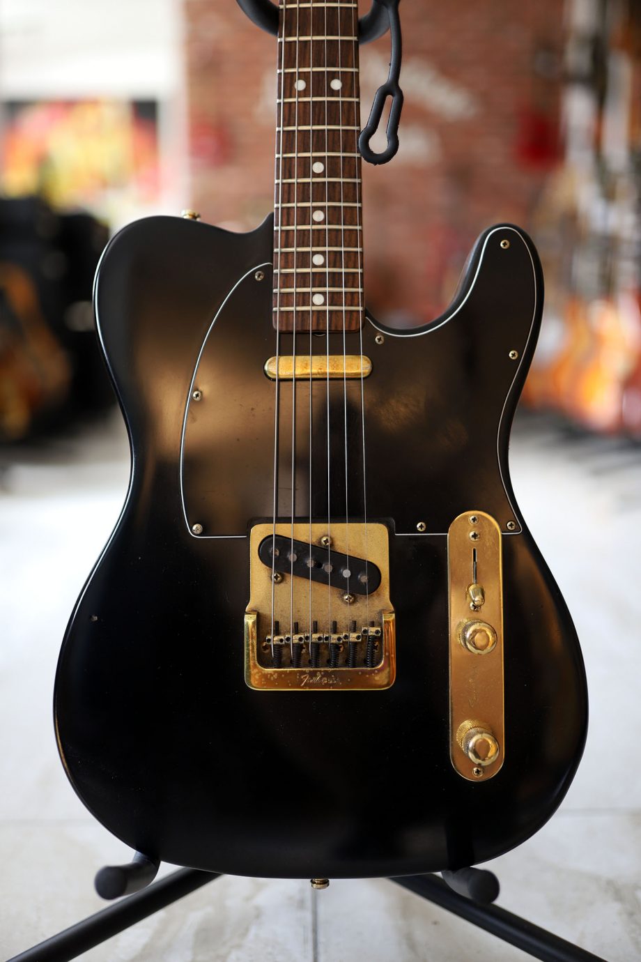 FENDER COLLECTORS EDITION BLACK AND GOLD TELECASTER 1981 USA