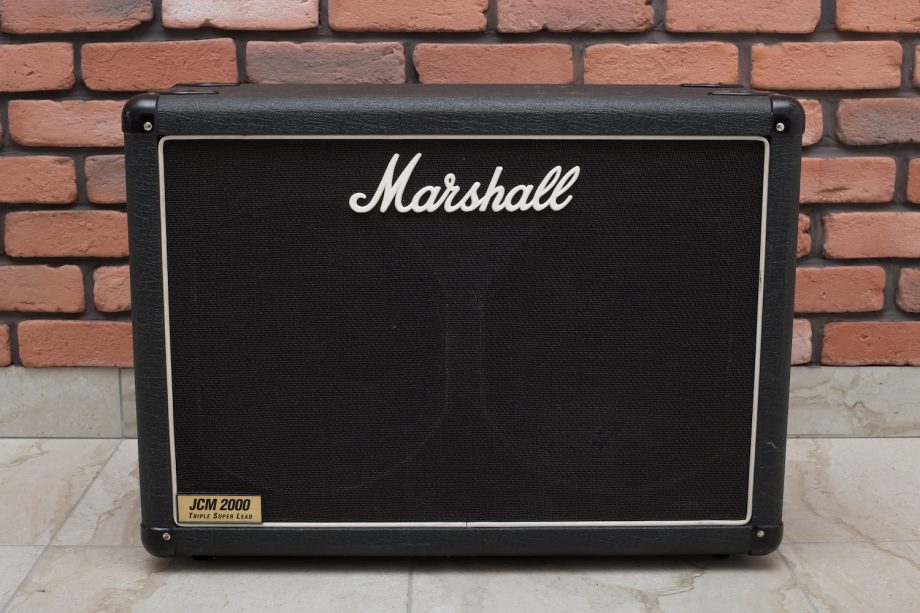 Marshall JCM 2000 box